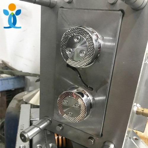 plastic car light mold 2 - Image 1